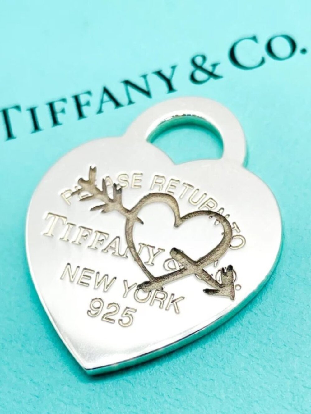 Tiffany & Co. Return to Tiffany Heart Etched Arrow Tag Pendant Charm Sterling